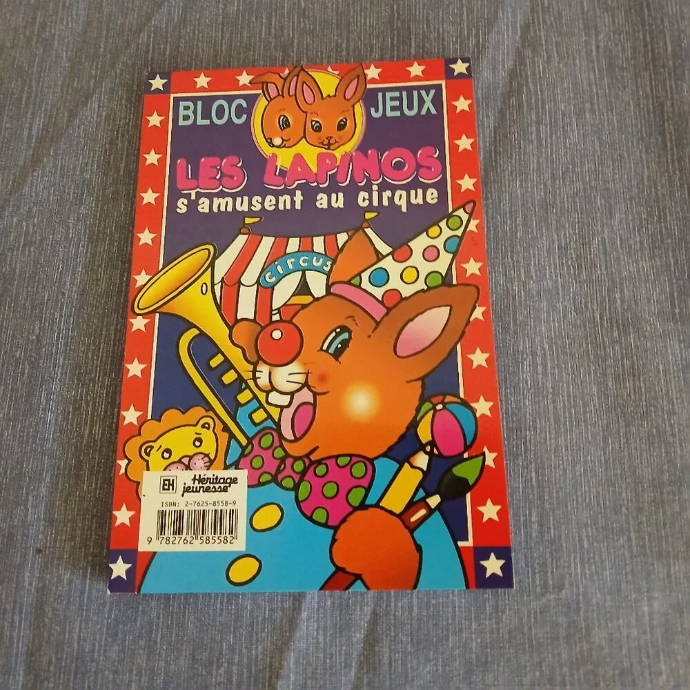 Les Lapinos s'amusent en Vacances / Cirque / Font du Sport French Activity book